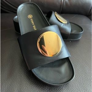 Tory Burch 7.5 black slip ons